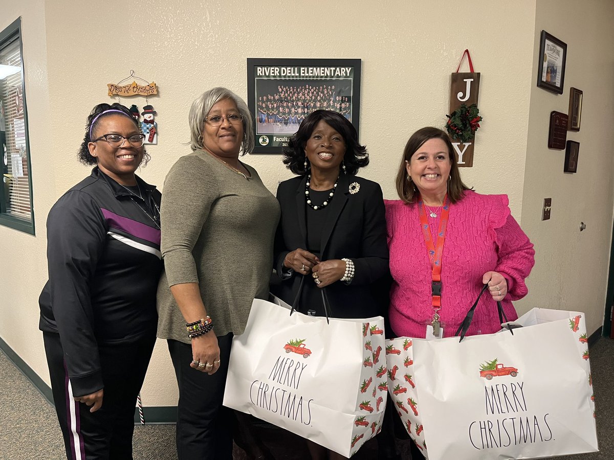 Thank you to NC State Representative Linda Cooper-Suggs for the generous donation of winter coats for students in need at River Dell Elementary. We are very thankful! #seasonofblesssings