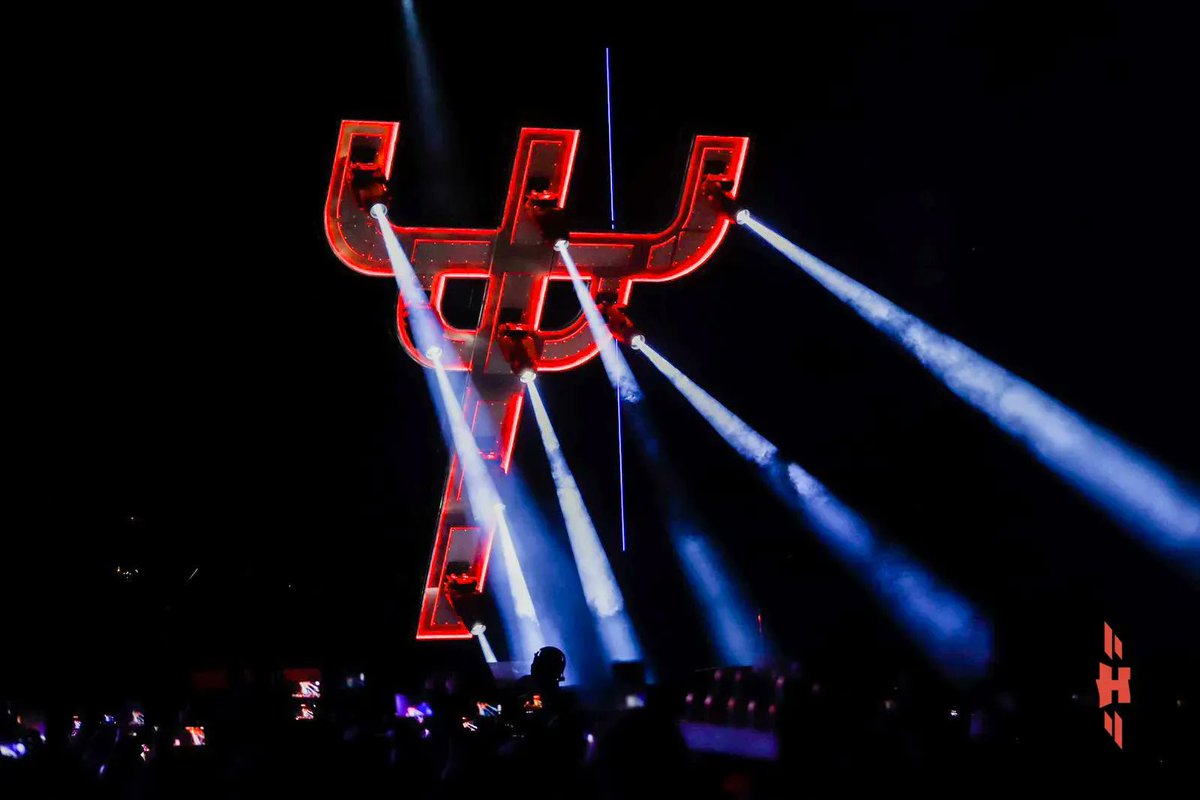 HeadbangingMX's tweet photo. Recordemos la presentación de la legendaria banda inglesa @judaspriest en el #HellStage del @HHOpenAir
#HeadbangingMX #HeadbangInHH #HH22 #JudasPriest https://t.co/usIssU1VGh