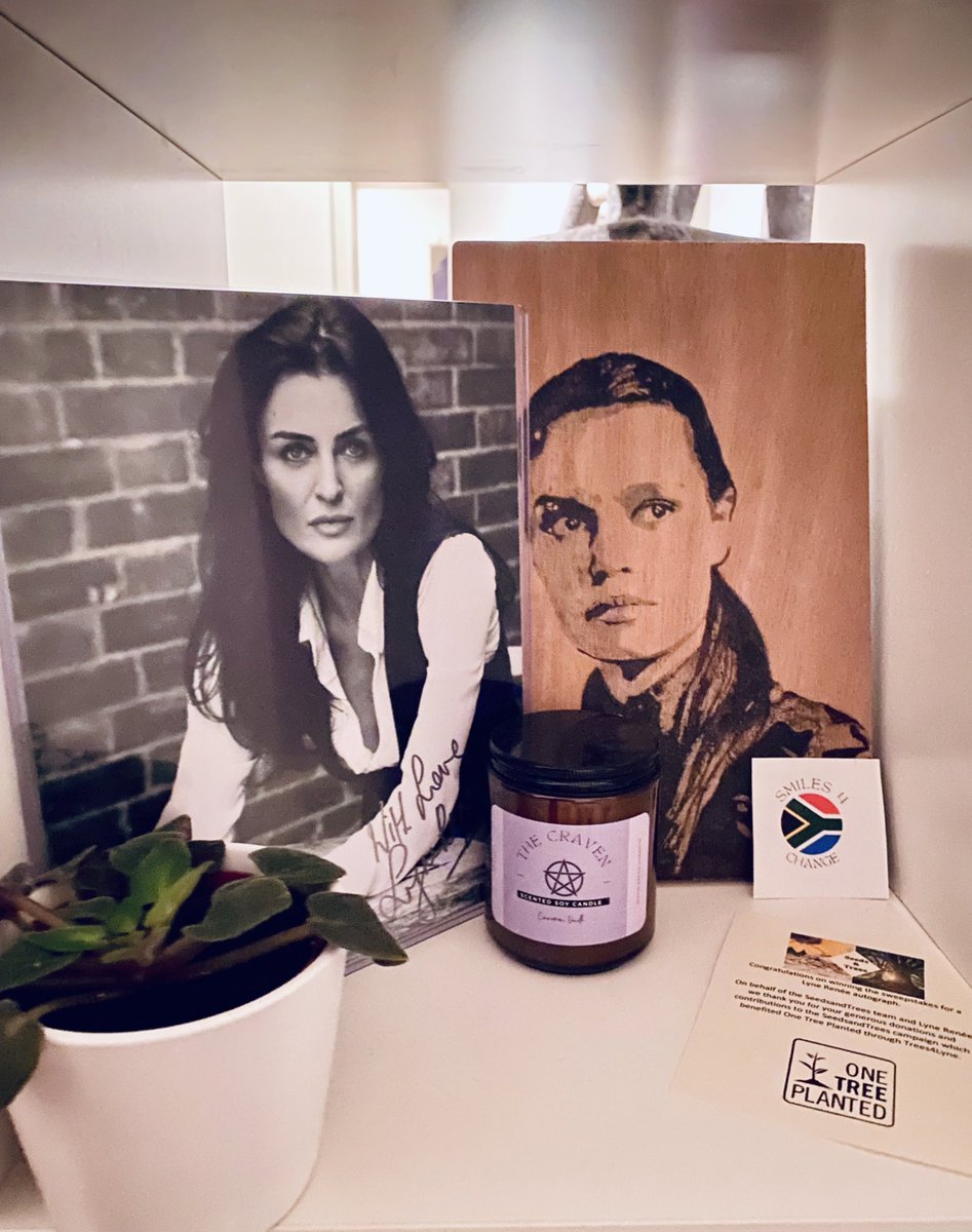 Happy Fangirl 🥰🥰🥰 
Thank you <a href="/Smiles_4_Change/">Smiles4Change</a> 🥺✨