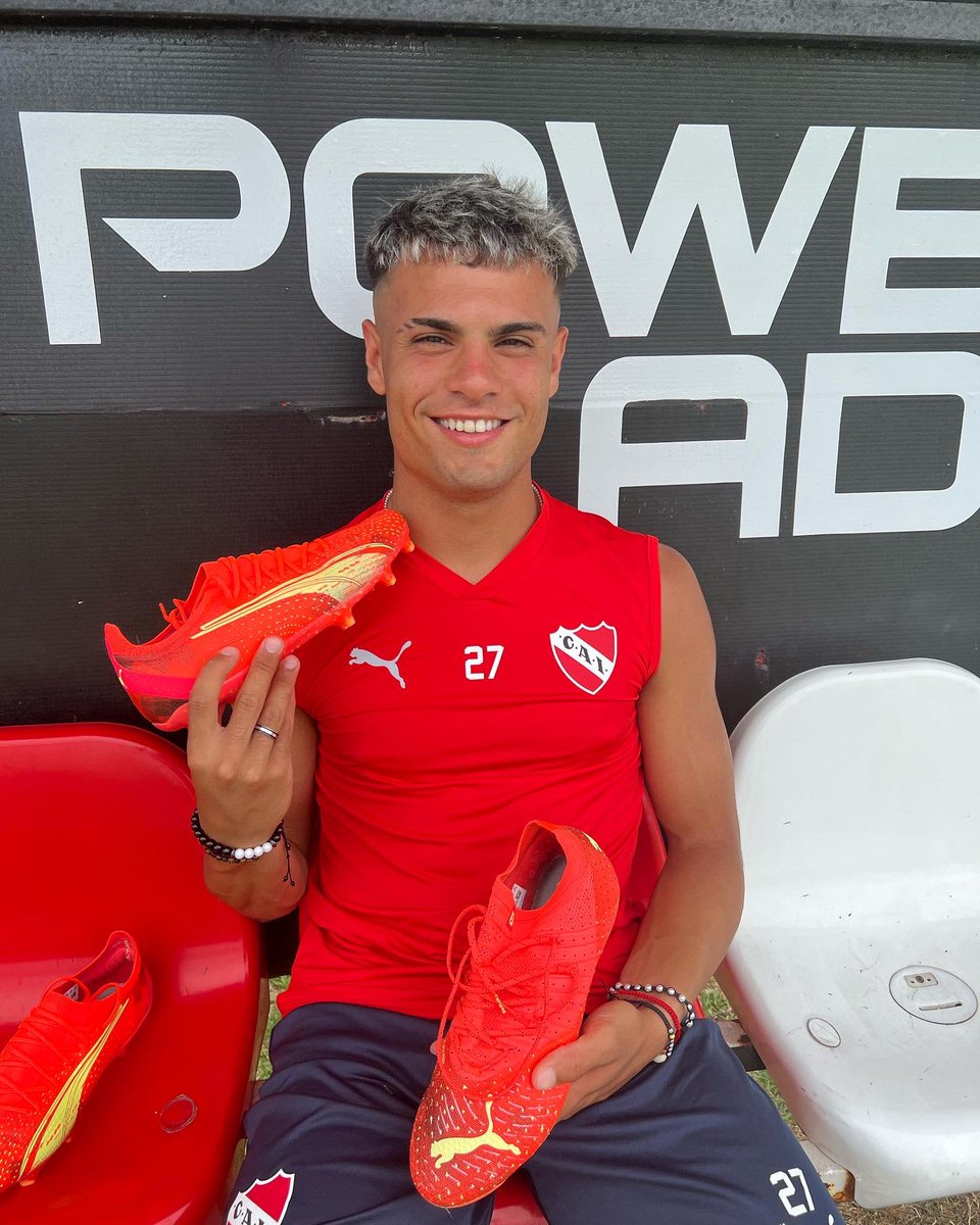 totopozzo6's tweet photo. Sos como jugás: Vivir y jugar sin miedo, siendo vos mismo 💥🔥

@pumaargentina @pumafootball
#foreverfaster #fearlesspack https://t.co/QJ63Abgdtx