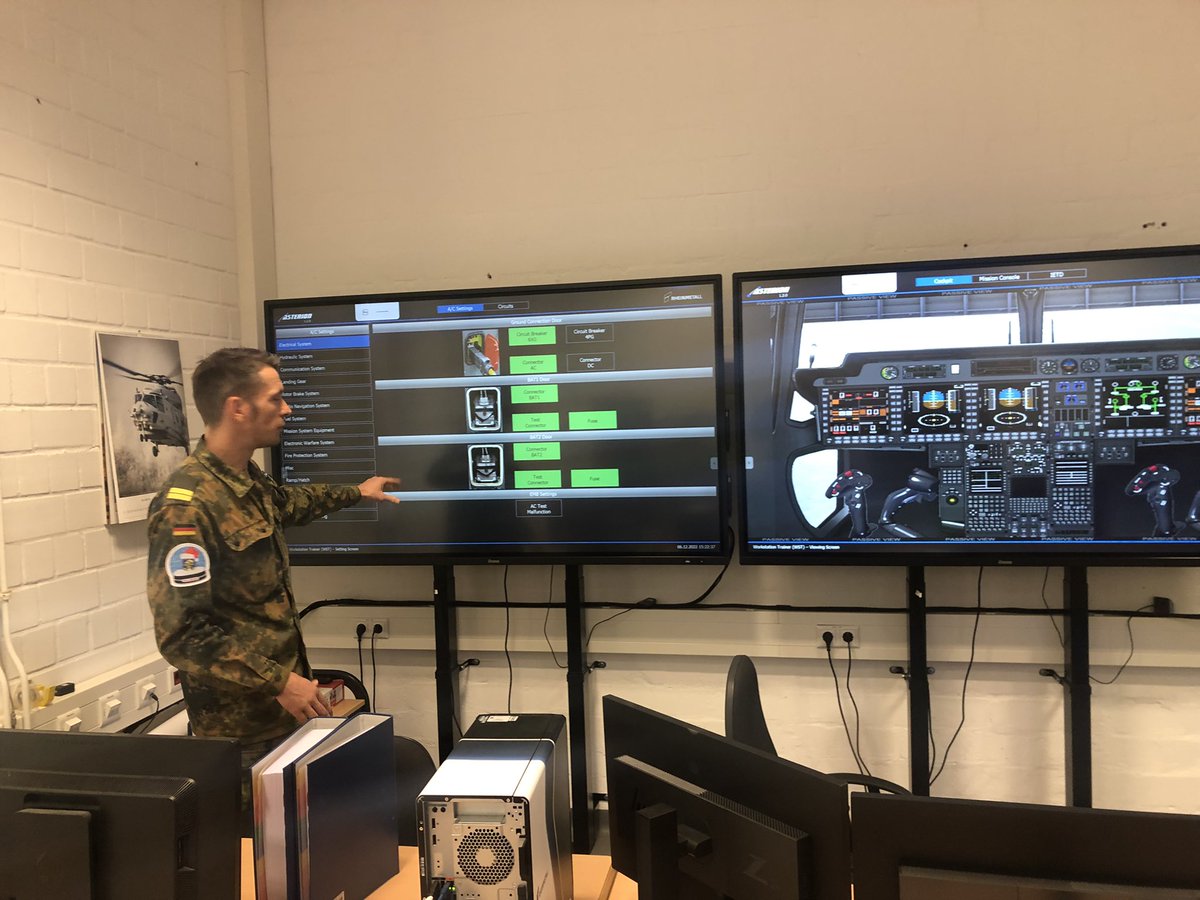 CdrDeuNavalAir's tweet photo. Einweisung in die Technische AusbildungsStff im #MFG5. Modernste Ausbildungsmittel, Virtual Maintenance Trainer, TrainingsRigg der Fa.#ReiserST, das sich gerade in der Übernahme befindet, bilden in Zukunft die Grundlagen für einen zertifizierten Ausbildungsbetrieb unter #DEMAR 👍 https://t.co/fX4XkMNSHk