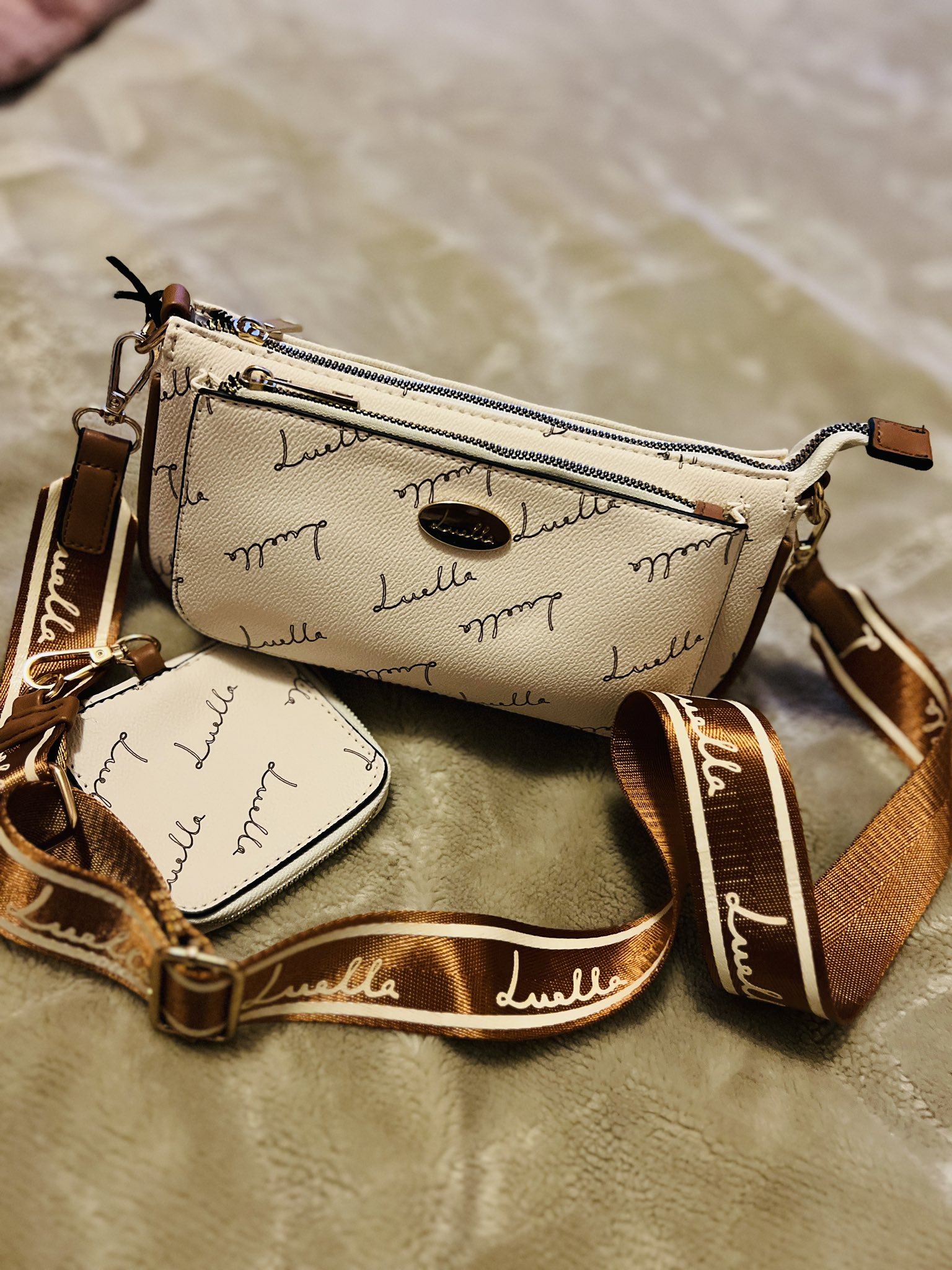 Foschini bags cheap