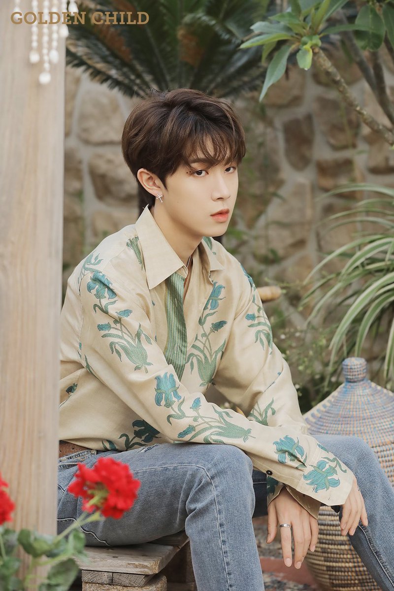 KDHLOOKS_GC's tweet photo. #골든차일드 #김동현 @GoldenChild #KimDonghyun https://t.co/MJjUBHRHEz
