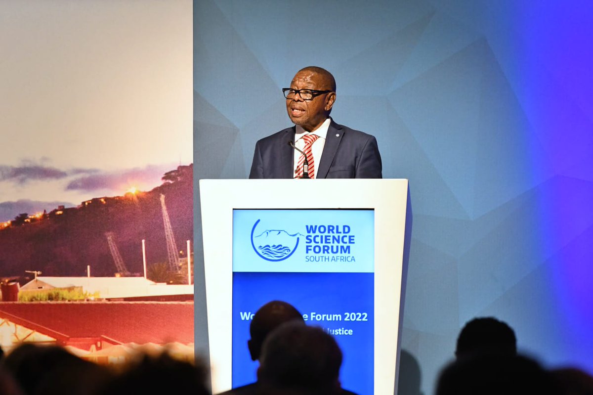 AdNotesTech's tweet photo. Luminaries in science and policy-maker from around the world exploring the importance of science diplomacy for advancing social justice in Africa and beyond from Cape Town! 
#WSF_ZA2022
#spectrumswitch 
#connectingcommunities https://t.co/z40HfiSYsa
