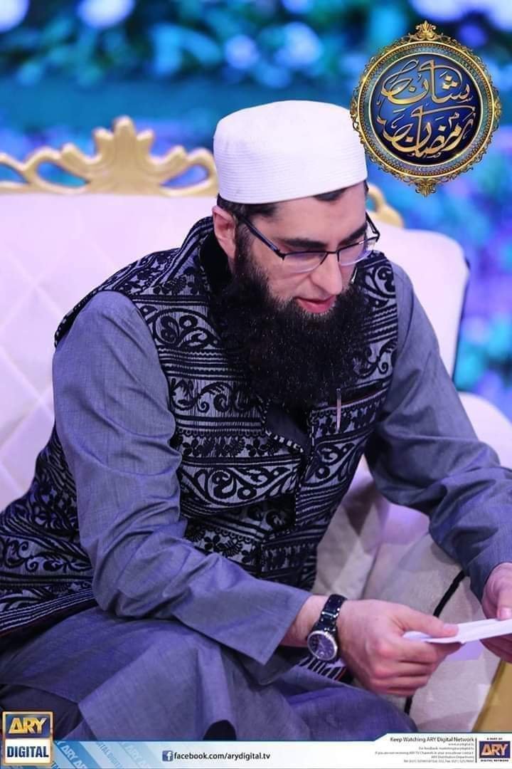 MehakKashif4's tweet photo. بچھڑا کچھ اس ادا سے
کہ رت ہی بدل گئے۔
ایک شخص سارے جہاں کو ویران کر گیا۔
#7december2016
@JunaidJamshedPK https://t.co/zOlCoe7zS8