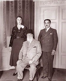 reddy2002_varun's tweet photo. Only time Nizams had any culture-class was when they bought two Ottoman princesses for their midget princes.
Both marriages ended in divorce with Nizam constantly mocking his son's short height,comparing with his tall wife.

https://t.co/czbSnsp8Hc https://t.co/Z0C7ppWdE5