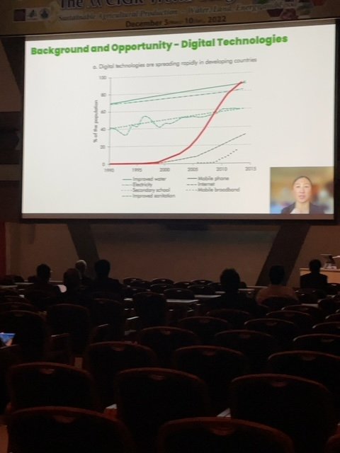 CIGR1930's tweet photo. Plenary speaker Carolyn Florey (@carolynflorey) explains why digital agriculture should not only "consider the target populations’ needs, constraints, and appropriateness, but also to ensure that digital technologies do not exacerbate social and economic inequalities." #CIGR2022 https://t.co/FVWwoS6eTF