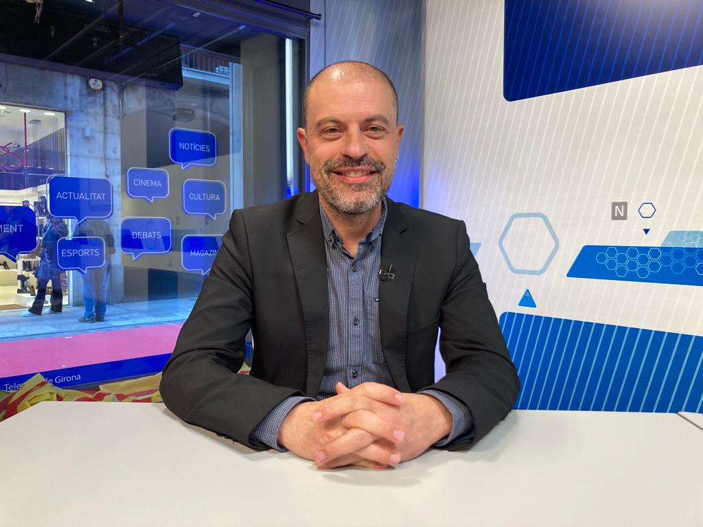 tvgirona's tweet image. A les 20:30h a l'#ENTREVISTA 🎙️ 

El centre cultural les Bernardes de Salt arribarà al 2023 als 40 anys d'història. Avui en parlarem amb Robert Fàbregas, director de les Bernardes, per conèixer què s'ha preparat per a les 4 dècades de vida i quines seran les properes exposicions.