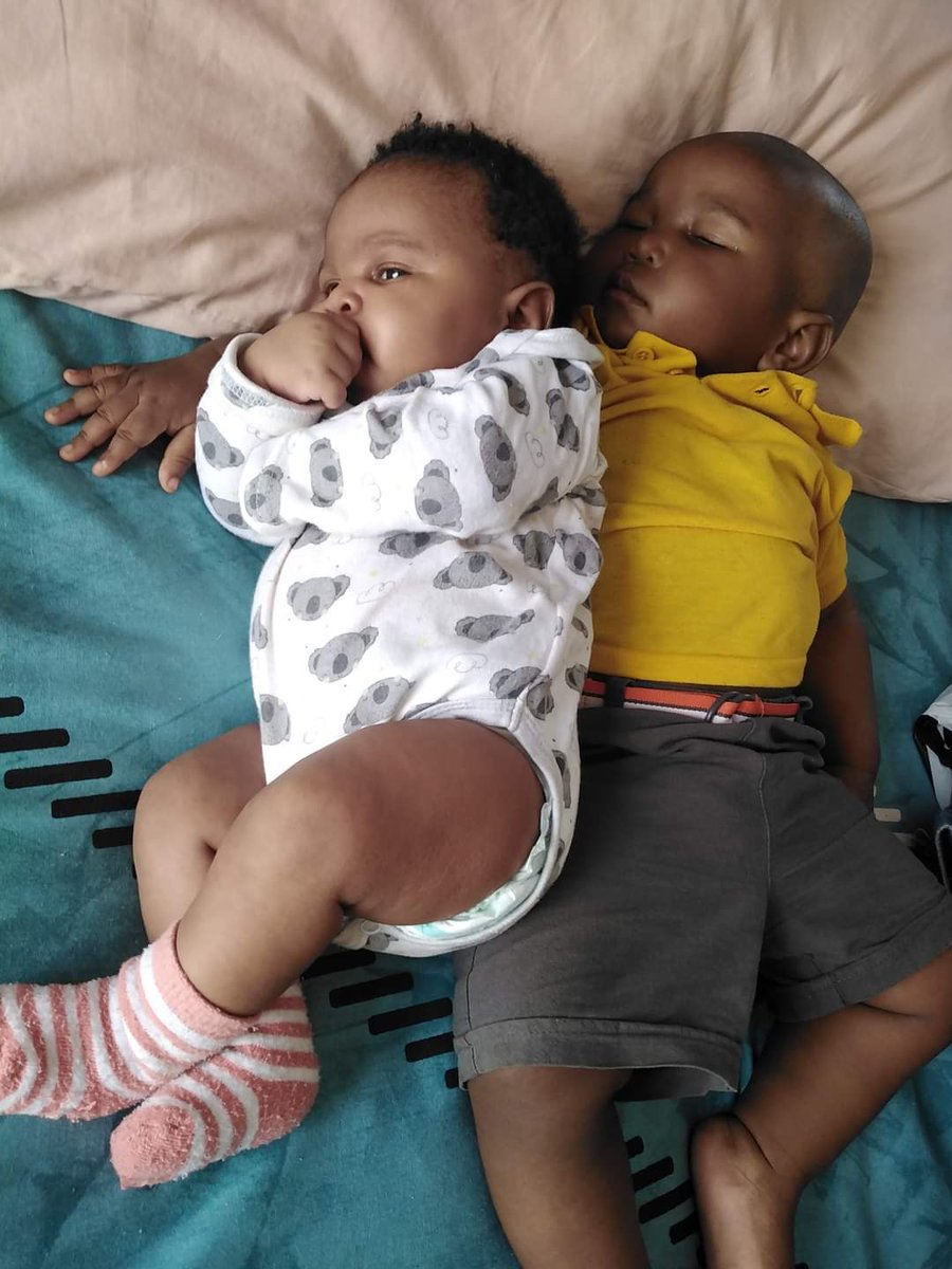 _Mashudu_M's tweet image. When she knows he's cheating but she doesn't have a  proof 😩