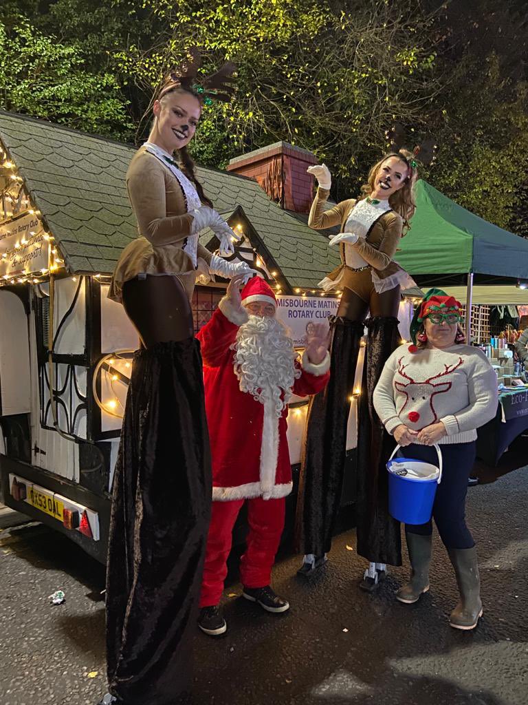 Father Christmas and Rudolph had a busy time at Chalfont St Peter Fun Night. Thanks to all who supported them. #ChalfontStPeter #FunNight