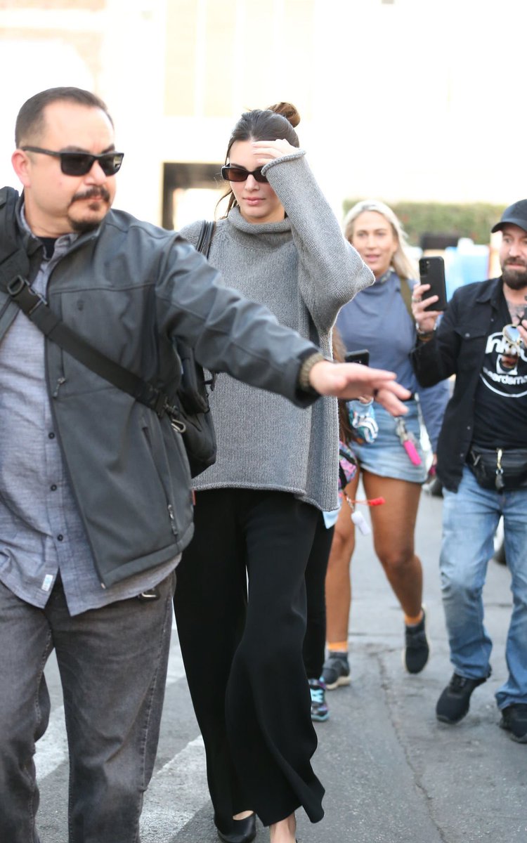 Kendall Jenner Media tweet media