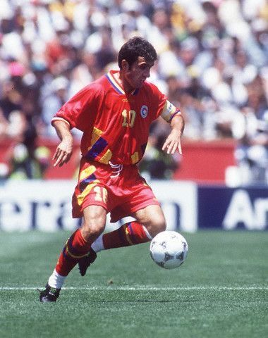 Gheorghe Hagi: the master of fantasy at USA 94