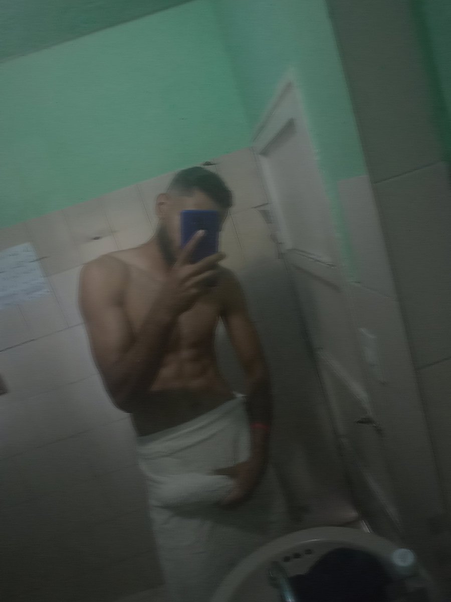 Me voy a bañar, me acompañas? 
Si querés ver más mi canal de Telegram está en oferta.🔥

<a href="/RegiolandiaMTY/">العقص</a>