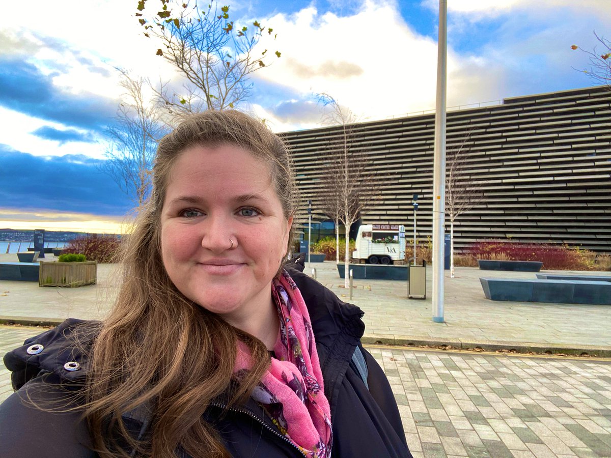 AlyMcKechnie's tweet photo. Back to the office… safe space for thinking / sharing and creating… check your inboxes now as we have sent our next invitation. If you haven’t gotten it and are keen to be involved please DM your details. #buzzing #hearthebuzz #hivemind #beepresent 🐝 https://t.co/Wn3TnNvyl3