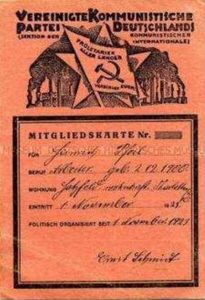 TheHistoryOfSo1's tweet image. The Communist Party of Germany (KPD), the left-wing majority of the Independent Social Democratic Party (USPD) and some members of the Communist Workers Party  (KAPD) merged at a "fusion congress" on Dec. 7, 1920 to form the United Communist Party of Germany (VKPD). #OTD #Germany