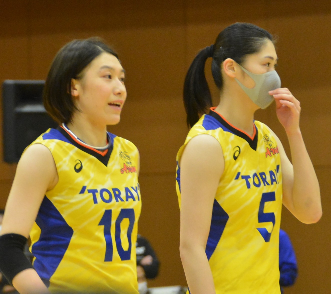 女子バレーボール 東レアローズ 黒後愛選手 サインボール クリアケース付 女子バレーボール 東レアローズ 黒後愛選手 サインボール クリア