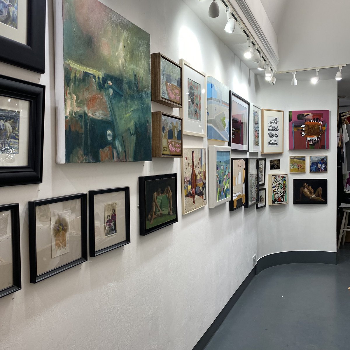 Cardiff Made’s shop in Roath is open longer in the lead up to Christmas 10am - 6pm, Weds - Sunday and late until 8pm on Saturdays. Unique artworks, prints, ceramics, jewellery, candles, face creams and knitwear, all by local makers.