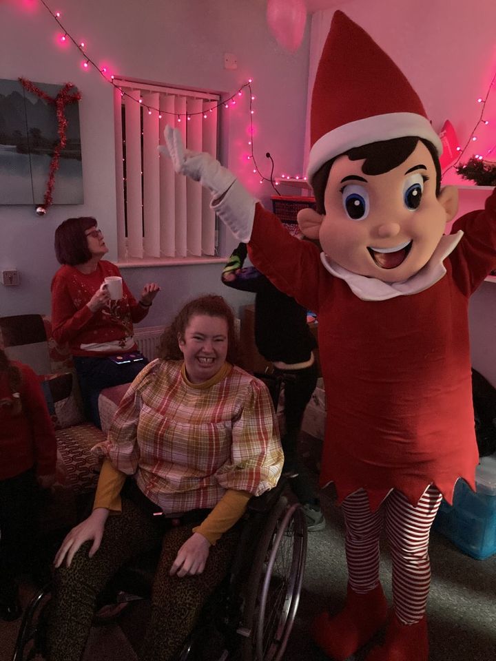 talbothousemcr's tweet photo. Thank you to everyone who attending our fantastic Christmas Sing &amp; Sign Disco last night. Everyone had a fun night singing along to festive Christmas tunes!
#mcrwf 
@McrWF
 #talbothouse #learningdisabilities #parentcarer #support #carers https://t.co/arUOYpoU8p