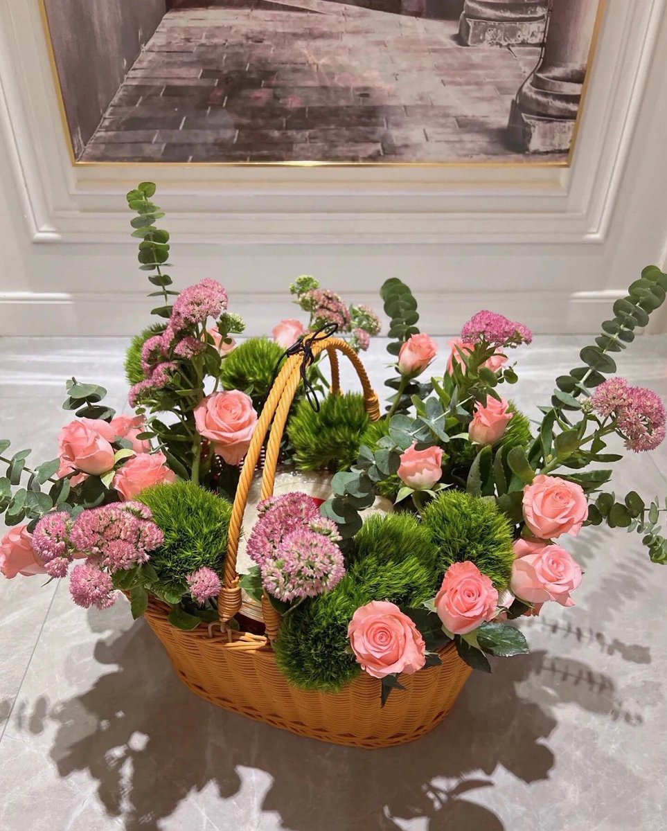 devil00025's tweet image. 집에 수시로 꽃이 있는 것을 좋아한다