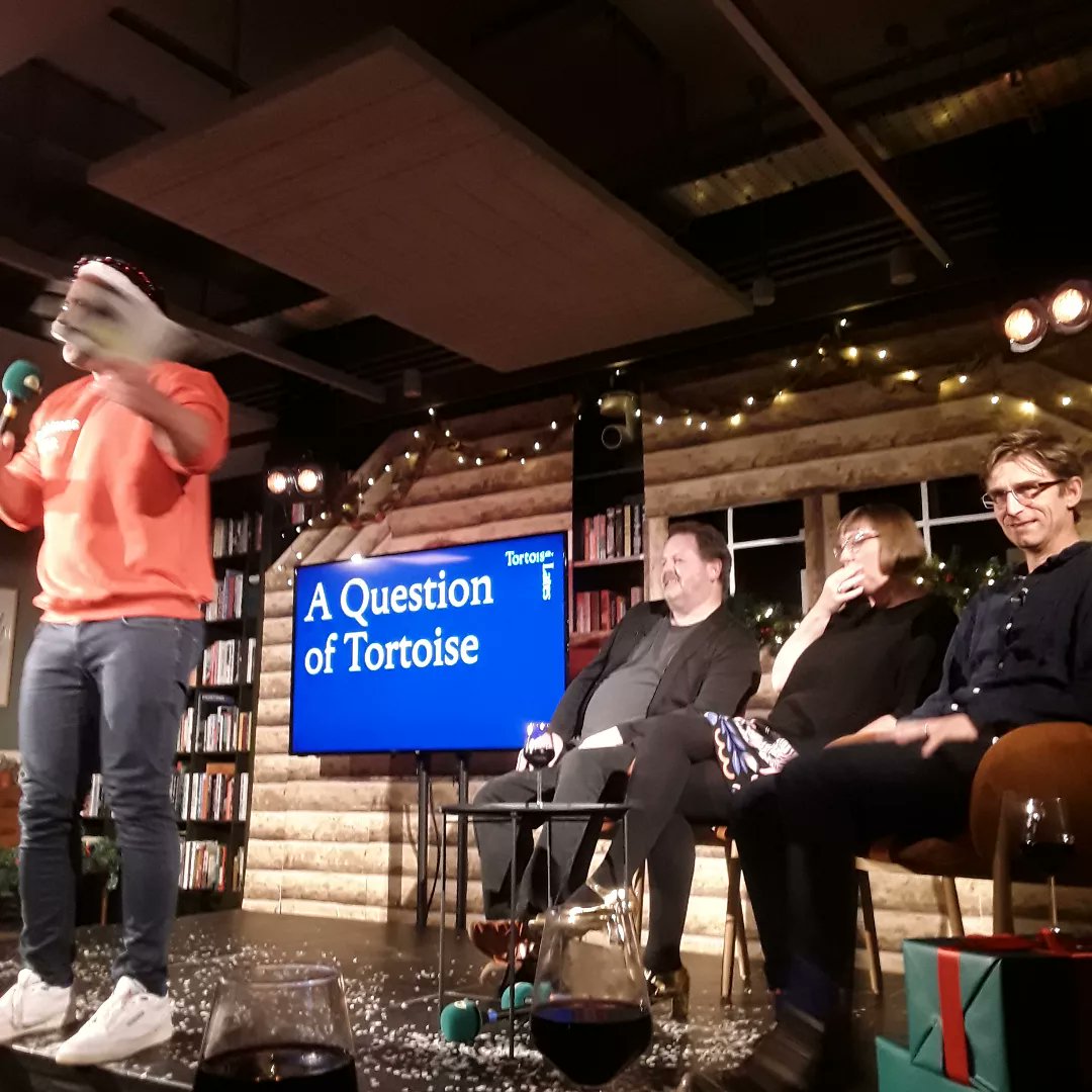 LondonersLondon's tweet photo. My 164th #PaulAtherton's #ALondonersLife - Londoners know when festive seson begins. Last night's @tortoise #FestiveLates with legendary music producer @Trevor_Horn_, somgs from @LdnGMC, Cheese & Crackers, Chocolate, lots of wine & obligatory #NewsQuiz. #LetsGuide #UniquelyLondon https://t.co/FFvNWBPsgY