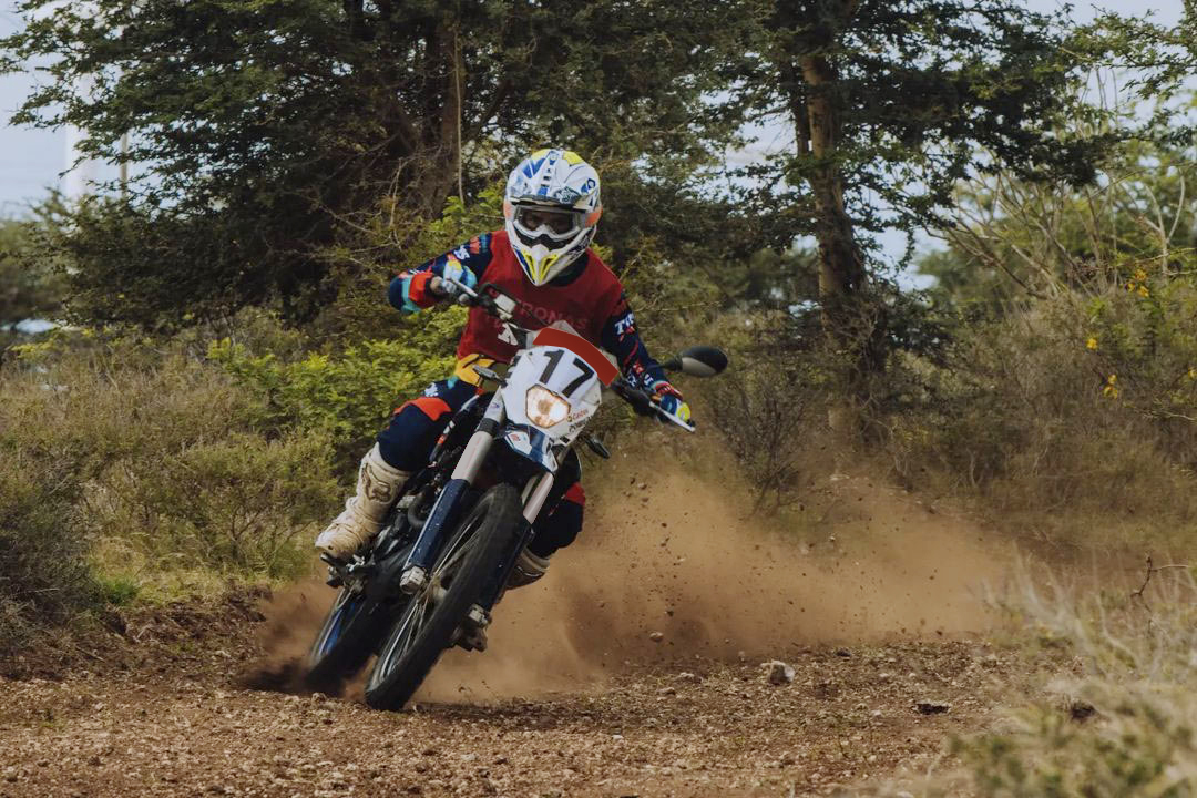 TVS_Racing's tweet photo. Dare the challenges!
PC: @bantei_27
#FuelledByFire #PETRONASTVSRacing #TVSMotorCompany #TVSRacing #Petronas #PETRONASSprinta #EngineeringGoosebumps #BornForRacing #Racing #Motorsports https://t.co/1SS3Nccy5S