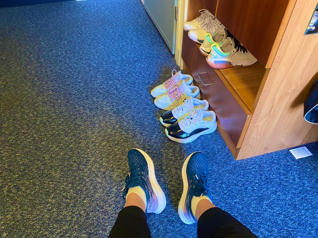 AAAAAveryyyy's tweet photo. A new shoe arrived!
Really like the feeling of ASICS Evoride 3!#running #runningwear #asics https://t.co/QzcmNDEFfx