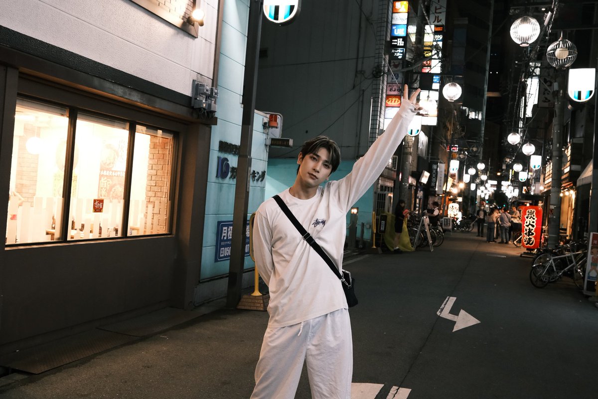 mohuda_hangyul's tweet photo. しかも日本でのペンミの観光が楽しかったんか知らんけどめっちゃ日本にいる時の写真ばっかで泣くな〜私が https://t.co/GCSrB1IiLC