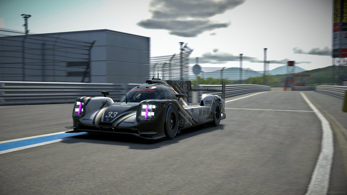 It's a sad sight to see the end of such an amazing era of racing. LMP1 we will miss you! 

<a href="/PorscheRaces/">Porsche Motorsport</a> <a href="/audisport/">Audi Sport</a> #LMP1 #Porsche #racing #goodbye #gaming #Motorsport <a href="/iRacing/">iRacing</a>