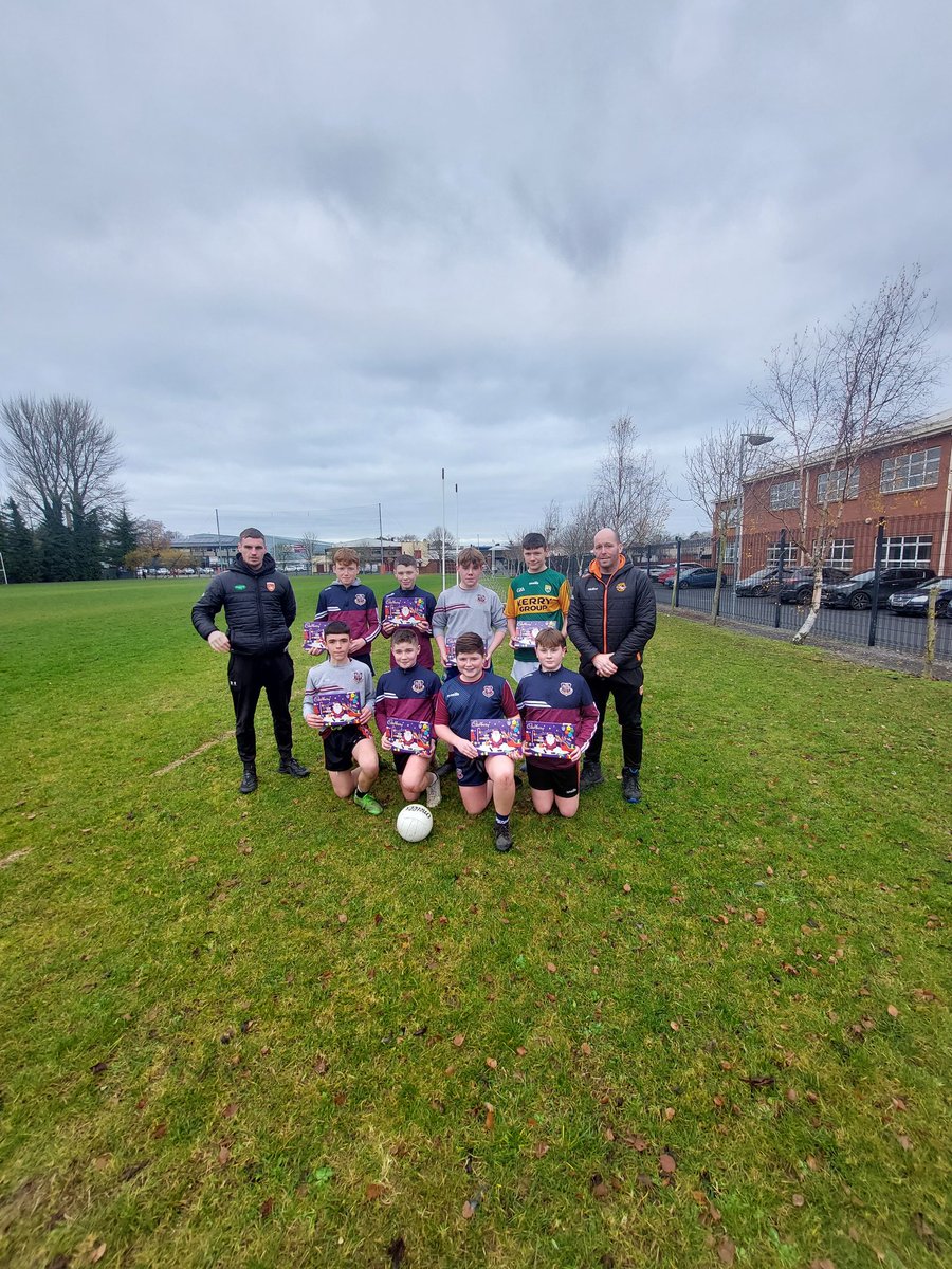 cmckeever6's tweet photo. @Armagh_GAA Lunch time Super Games finals today in @stpaulsbbrook with the year 9 group after a excellent league format. Winners = Team Down #supergames #selectionboxes #SSG https://t.co/2wU2OiAMVP