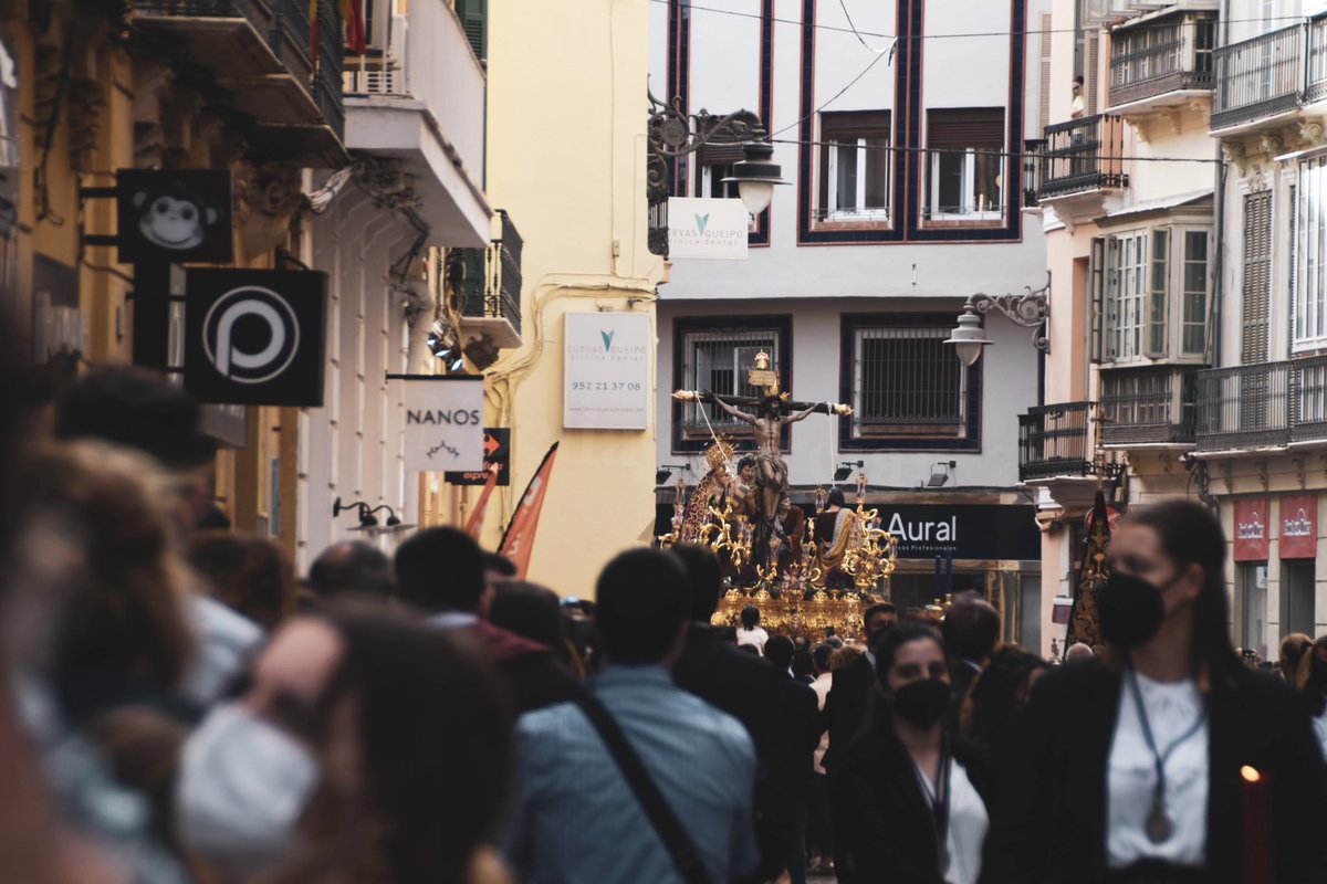EVANGELIO| Jesús dijo: “Vengan a mí, todos los que están fatigados y agobiados por la carga, y yo los aliviaré. Tomen mi yugo sobre ustedes y aprendan de mí, que soy manso y humilde de corazón, y encontrarán descanso, porque mi yugo es suave y mi carga, ligera”. >>[Mt 11, 28-30]