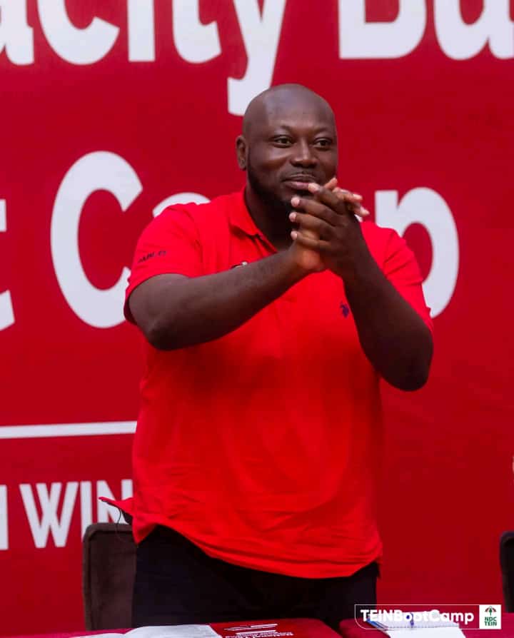 kwablahwisdom's tweet photo. Do you still need to be told that Opare Addo is winning this elections?
It’s never too late to join the winning team 🤫
Adwumapa Ntoaso)
#GyeNyame
#Go4Pablo
#Pablo4NYO https://t.co/hPu7pzGZS1
