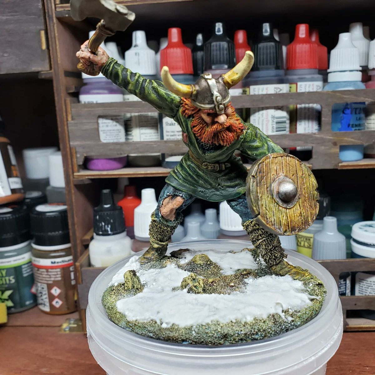 blamminator's tweet photo. I'm going to call these done.
#paintbrush #miniatureblacksmiths #miniature #miniaturepainting #painting #minipainting #art #miniatureart #painttinythings #tabletopfigures #ilovetopaint #dnd #dndminiatures #reaper #reaperminiatures #bones #bonesminiatures https://t.co/iwcRTeix64