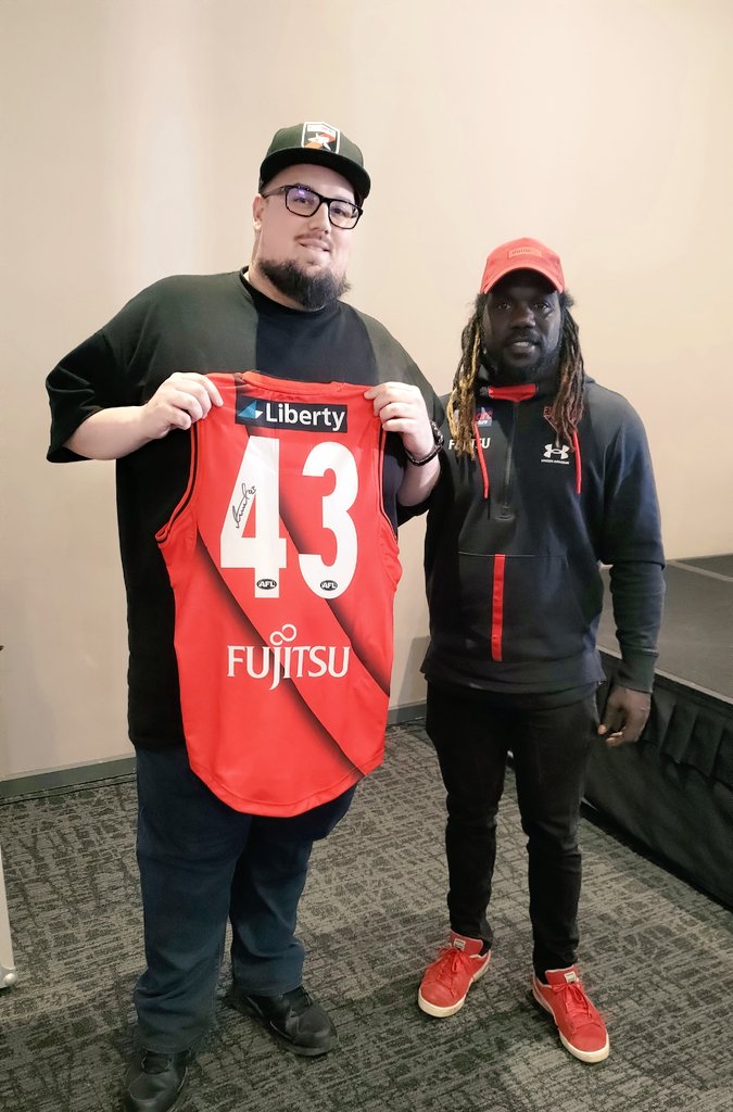 So happy in winning Anthony McDonald Tipungwuti Essendon FC Official Clash Guernsey signed by the man himself.
Thanks @McTipungwuti43 for an awesome night.
