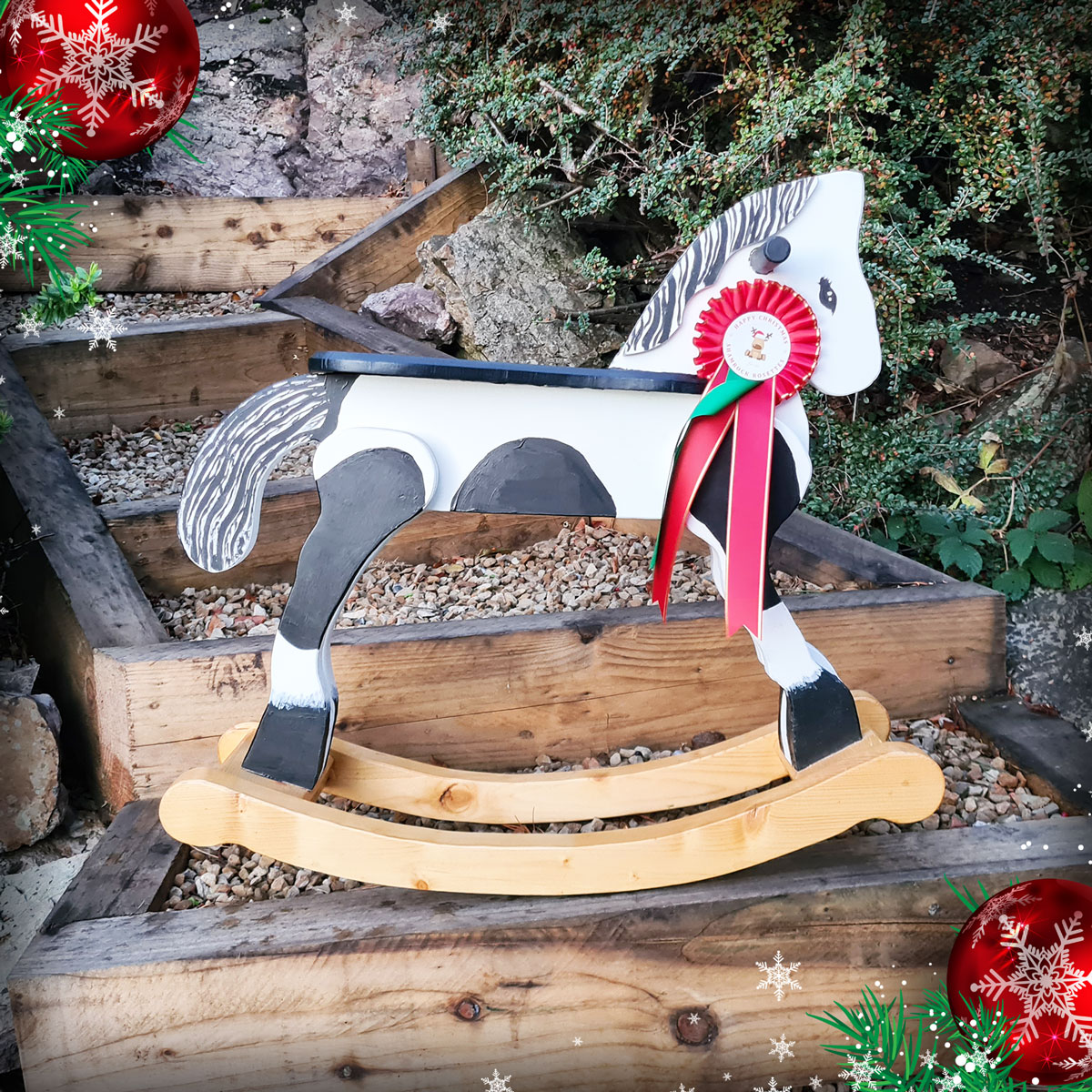 For a chance to win a hand-crafted children's ROCKING HORSE from <a href="/PACE_IRL/">PACE</a> and set of 10 customisable ROSETTES from @ShamrockRosettes just Follow us and Retweet by Monday 12 Dec 2022!
#planters #picnictables #powdercoating 
#equestrian #rosettes 
#SocEnt #BuySocial #collaboration
