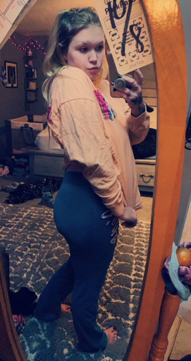 BeBrookeFR's tweet photo. Add me on OF 😘 https://t.co/s9kzgL3B3V. #onlyfansgirl #onlyfans #OnlyFansbaby #onlyfansleaked #onlyfansFree #Sellingcontents #sellingcustoms #sellingcheapcontent #sellingnude #sellingvideo #OF https://t.co/1P0iGzVzQK