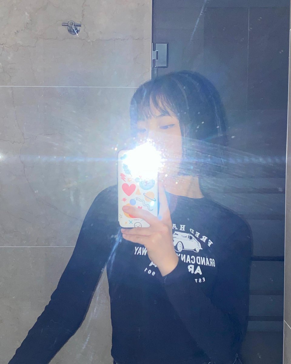 SunClass0416's tweet photo. [221207] [IG]

지난2월

#공원소녀 #서경 
#GWSN #SEOKYOUNG https://t.co/QdrKDwxhRD
