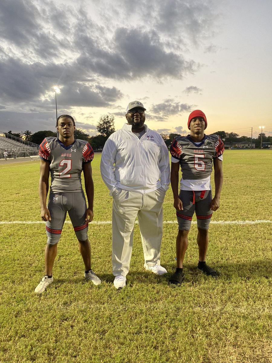 Lilmarri1k tweet media