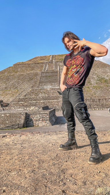 Watch T A R Y N's leaked NSFW photo on TwXstars