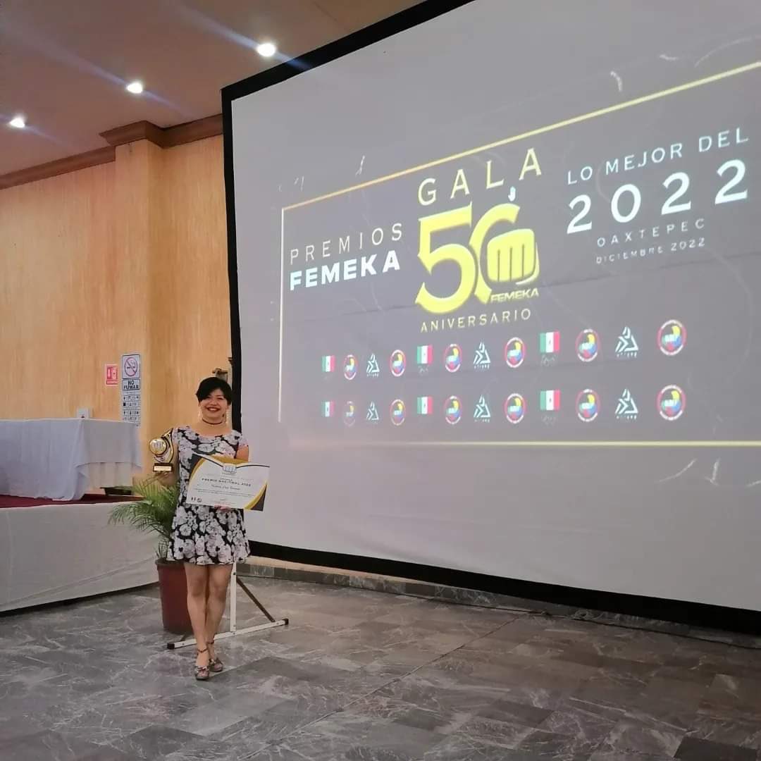 InspiracinDepo's tweet photo. Poblanos galardonados en los #Premios #FEMEKA 2022
🎖️Entrenador
Juan Manuel Cortés
🎖️ Atleta 
Fernanda Martínez Reta
🎖️Medallista internacional Victoria Cruz Romano
🎖️Árbitros/Mundial 
Reyna Varela  González 
🎖️Arbitros/Panamericano 
Gabriel Suárez León 
Roberto Sánchez Ramírez https://t.co/EJE6y6GTb6