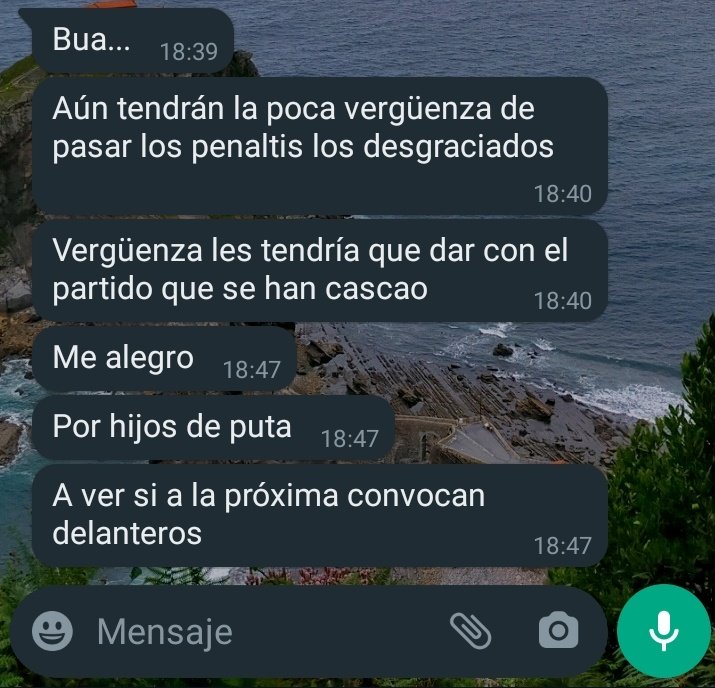 LoverLodi's tweet photo. La reacción de mi novia ayer a la derrota de España: https://t.co/ZmVtYtdLbB