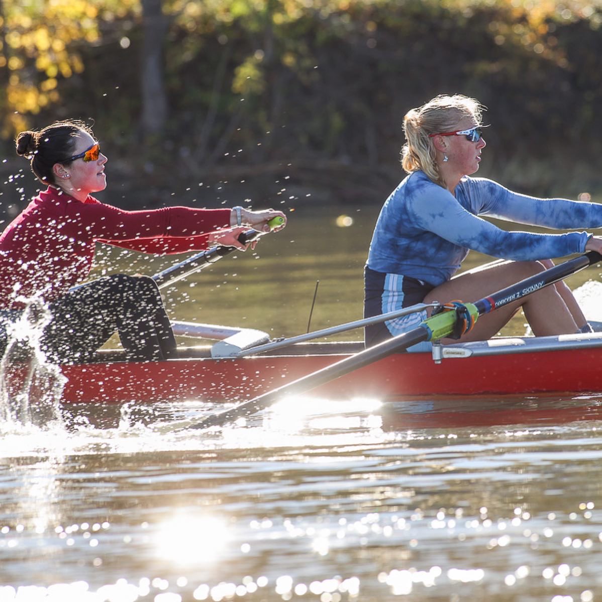 SMURowing's tweet photo. Faces of fall 🪞
See y’all out there in ‘23 ⏳
📸: @sccpictures
#PonyUp #RowMustangs #SMULove https://t.co/GS8Ios1JrQ