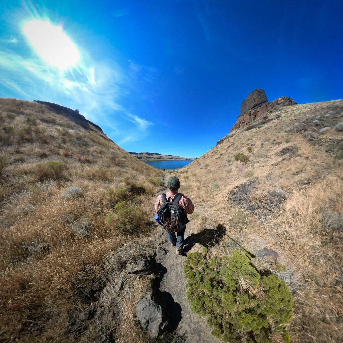 SouthernMinnGuy's tweet photo. Twin Sisters Rock (Walla Walla County, Wash., USA; traditional territory of the Cayuse, Umatilla and Walla Walla nations) ~ Original 360° pics @ https://t.co/d1z7oqbQbi 
#tinyplanet #VisitWA #ExploreWA #TruetoNature #desert #trail https://t.co/aVgYo68S3R