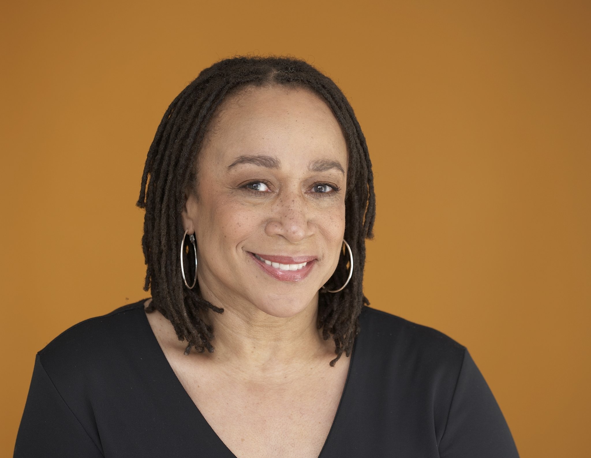 Happy 70th Birthday to S. Epatha Merkerson, who played Reba the Mail Lady on PEE-WEE\S PLAYHOUSE!! 