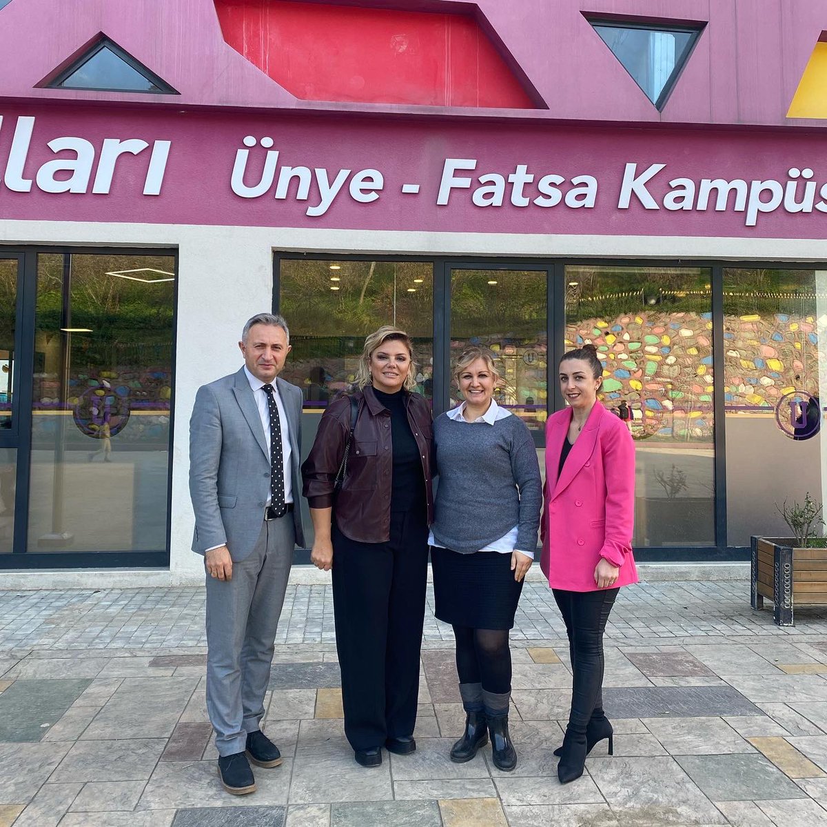 UOUnye's tweet photo. Bahçesehir Üniversitesi Kurumsal İletişim Direktörü Karadeniz Bölge Koordinatörü Sayın Arzu Mertan  ile ApplyBAU ve BAU Batum üniversitesi hakkında bilgi paylaşımında bulunduk. Kendisine nazik ziyareti için teşekkür ederiz.
@nilcicek @ErhanKirbac @arzumrtn @yakupoglu_ziya https://t.co/LPv31UT2Tf
