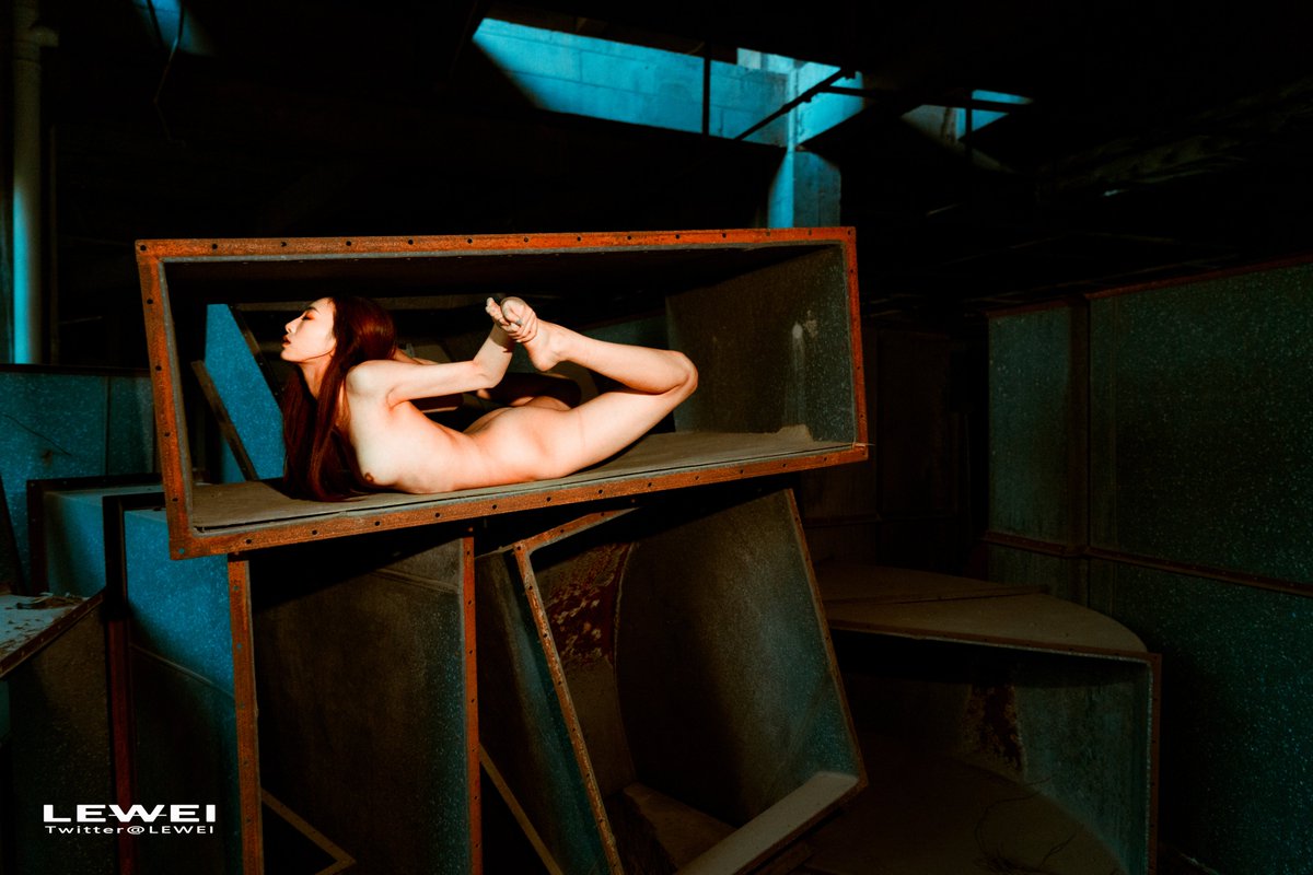废弃医院2~
出镜：@yoomi_m
#LEWEI #Shibari  #Bondage
#ChinaShibari #废墟捆绑
不止拍捆绑，各类主题创作拍摄欢迎私我约拍～
投稿：
@Fengsiyuan
@tbzt3623
@ZHOUSHUREN_ https://t.co/aFt5AjxutE