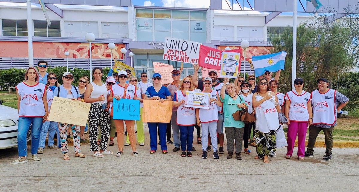 AptsNotas's tweet photo. Somos la marea blanca .... somos la fuerza viva de toda la salud pública, somos los héroes aplaudidos y no reconocidos, somos los que perdemos el miedo.
Nos seguimos encontrando en la lucha compañeros!!!
@alferdezprensa @alferdez 
@PrensaFESPROSA 
@alberto_rsaa https://t.co/Th54D0M7Up