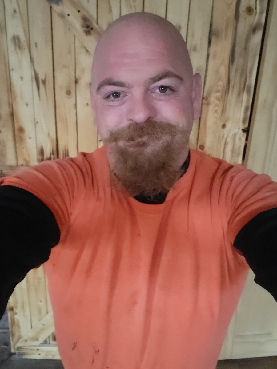 Danspeers01's tweet photo. Good morning happy hump day https://t.co/OlGhahXh2i