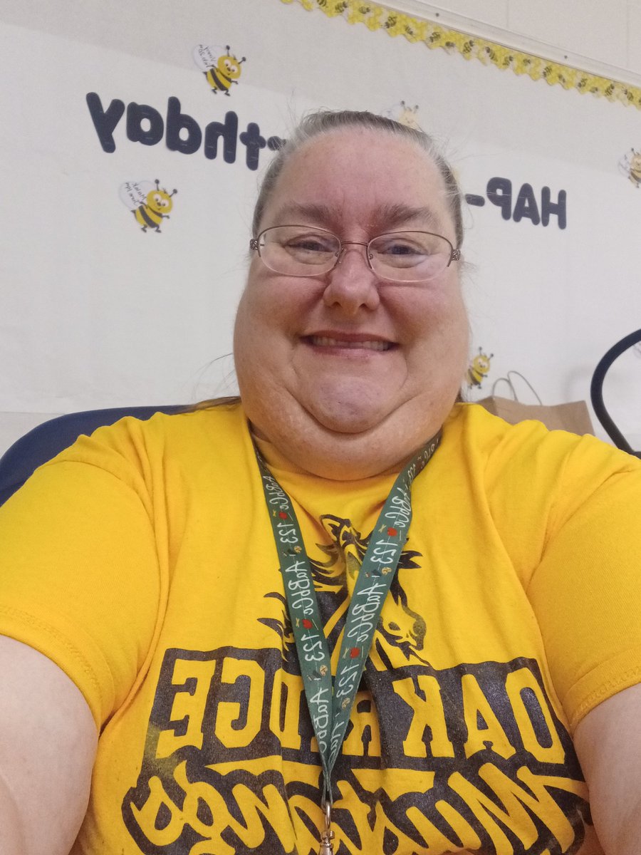 sardizzone's tweet photo. Oak Ridge Spirit day!! 12 days until winter break!! #OR12Days https://t.co/B2TV1QltJv