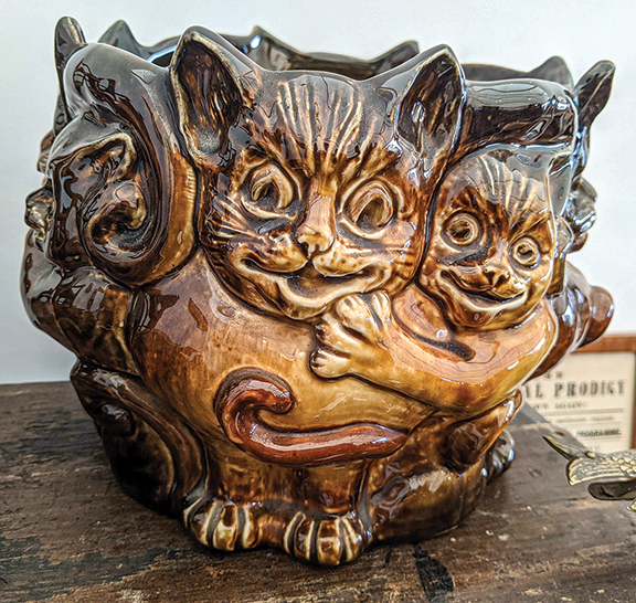 Maine Antique Digest on Twitter "At the Zoar show Vance Faience