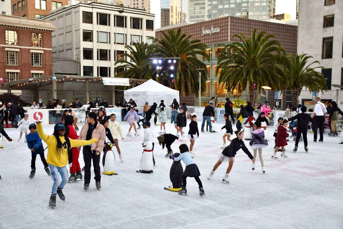 Union Square Rink tweet media